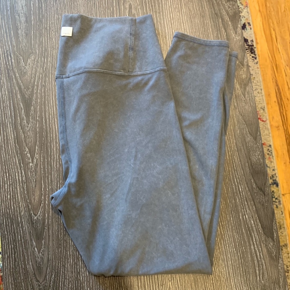 Vuori Washed Studio Legging in Washed Charcoal - XL